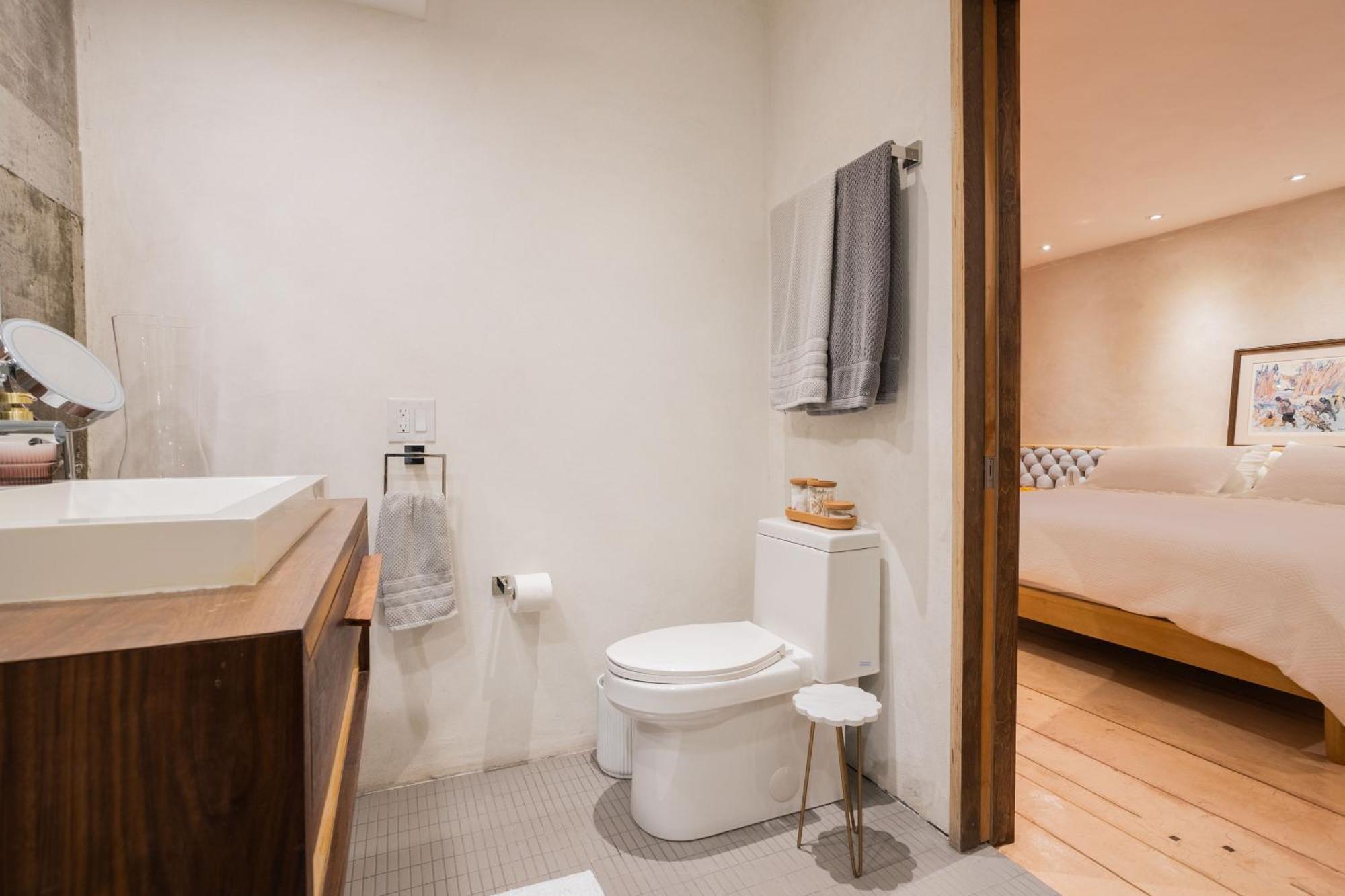 Chez Moi, Mtl Cozy -plateau- Superbe Stay- 2 Beds